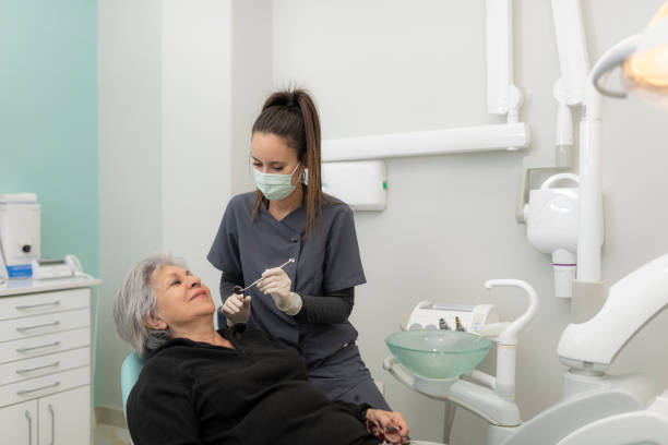 Best Dentist Open Late Near Me  in Saybrook On The Lake, OH